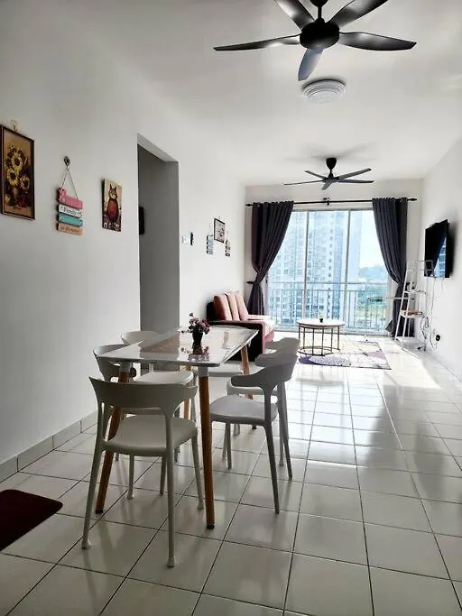Malacca 8Pax Entire Homestay Seri Serindit 0*,  Malezja